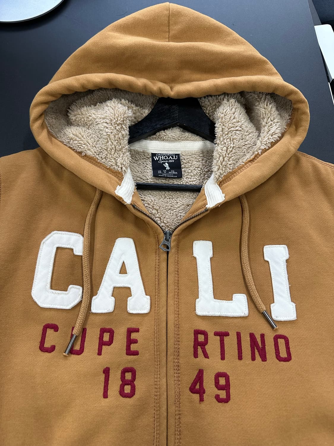 후아유 울프죠 후드집업 상품이미지7