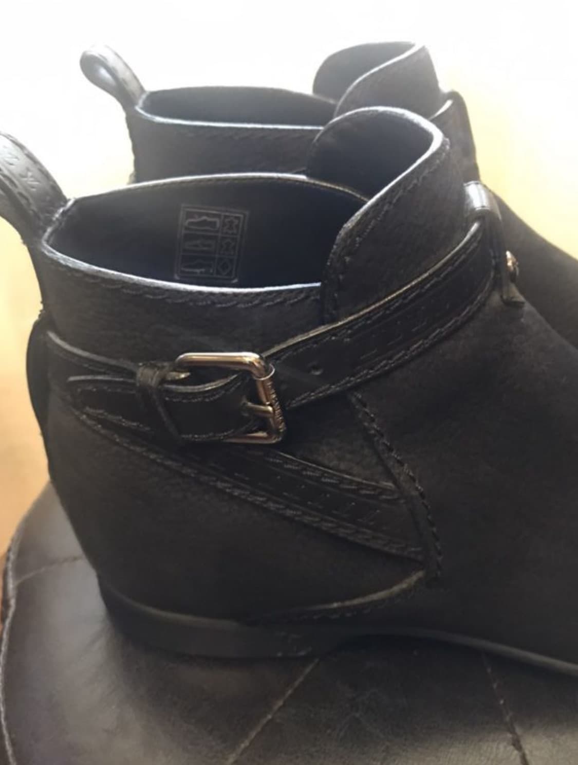 루이비통 스트랩 앵클부츠(8.5 사이즈)해외발송 상품이미지4