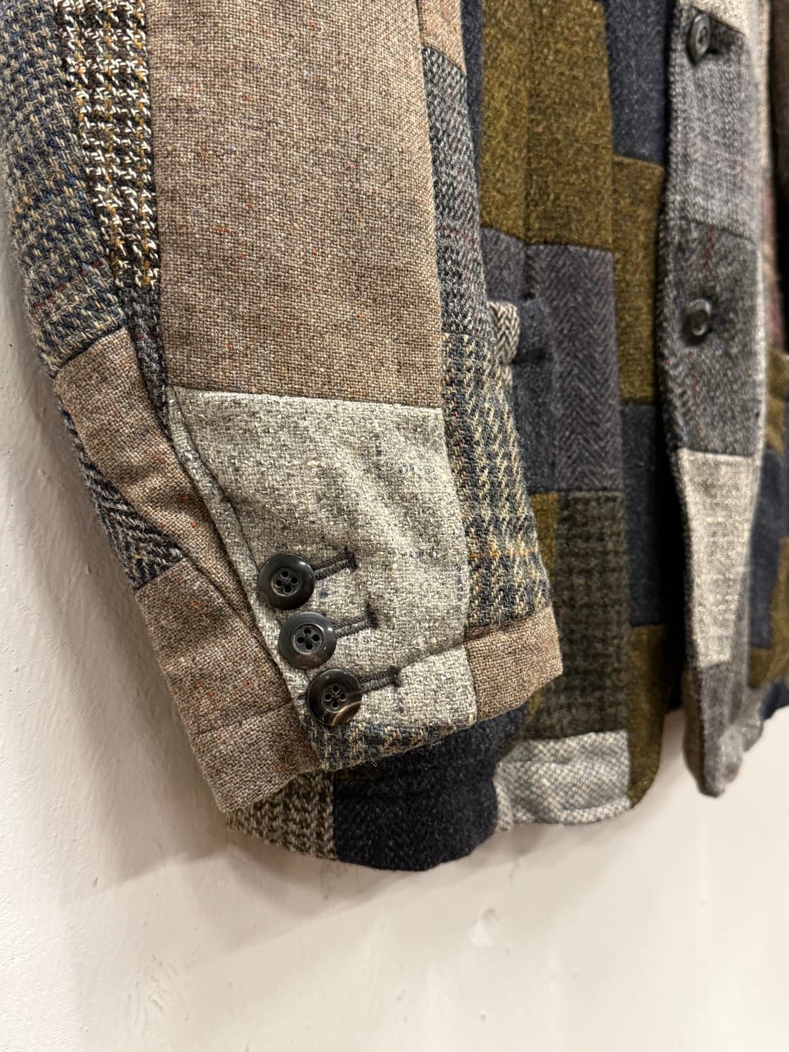 L) BEAMS+ Patchwork Wool Blazer 상품이미지5