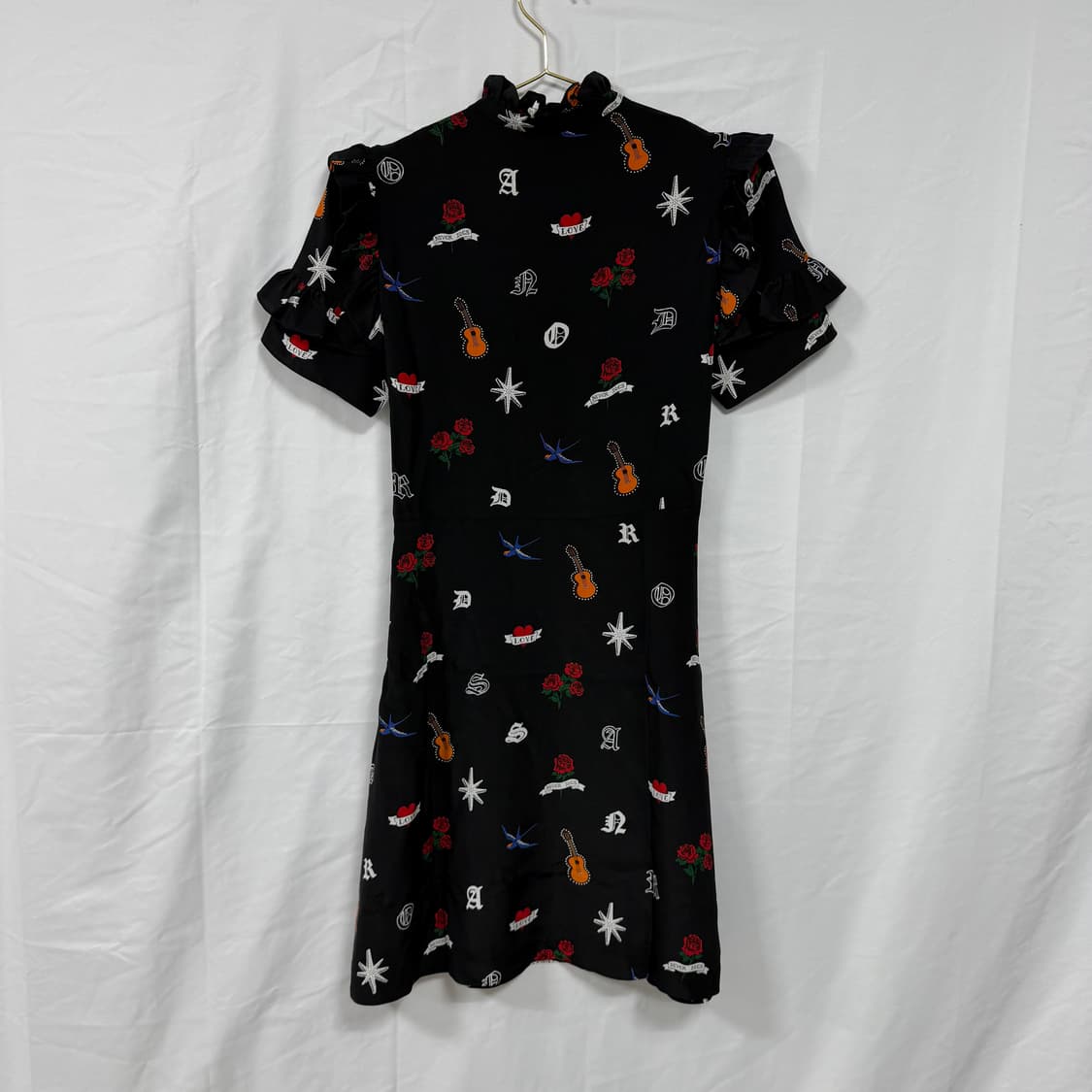 산드로(SANDRO) 프린팅 러플 포인트 실크 미니 원피스 상품이미지4