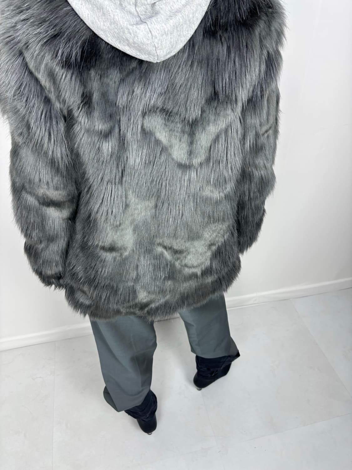 GRAY SOFT FUR JACKET 상품이미지5