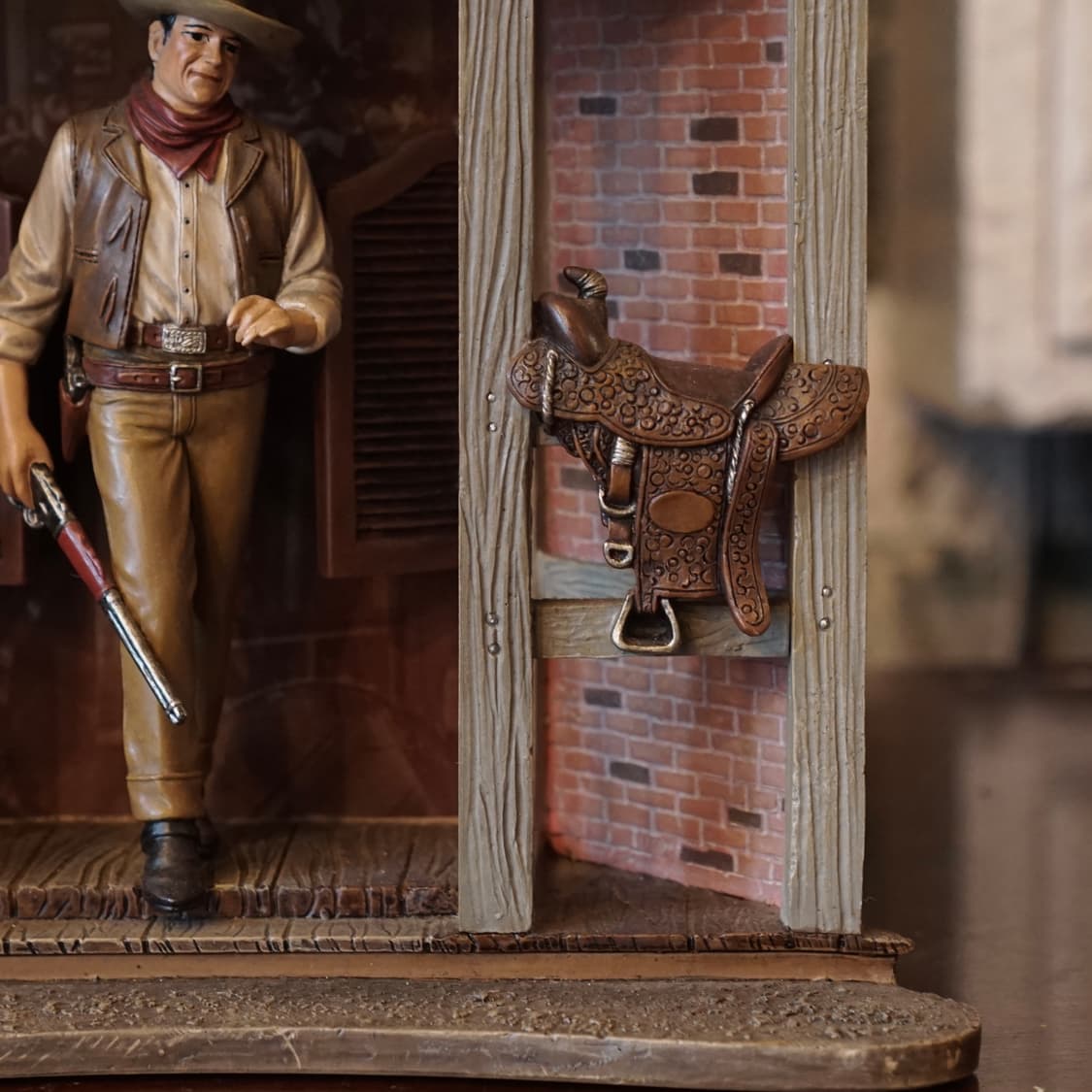 브레드퍼드 존 웨인 워킹 톨 피규어  상품이미지5