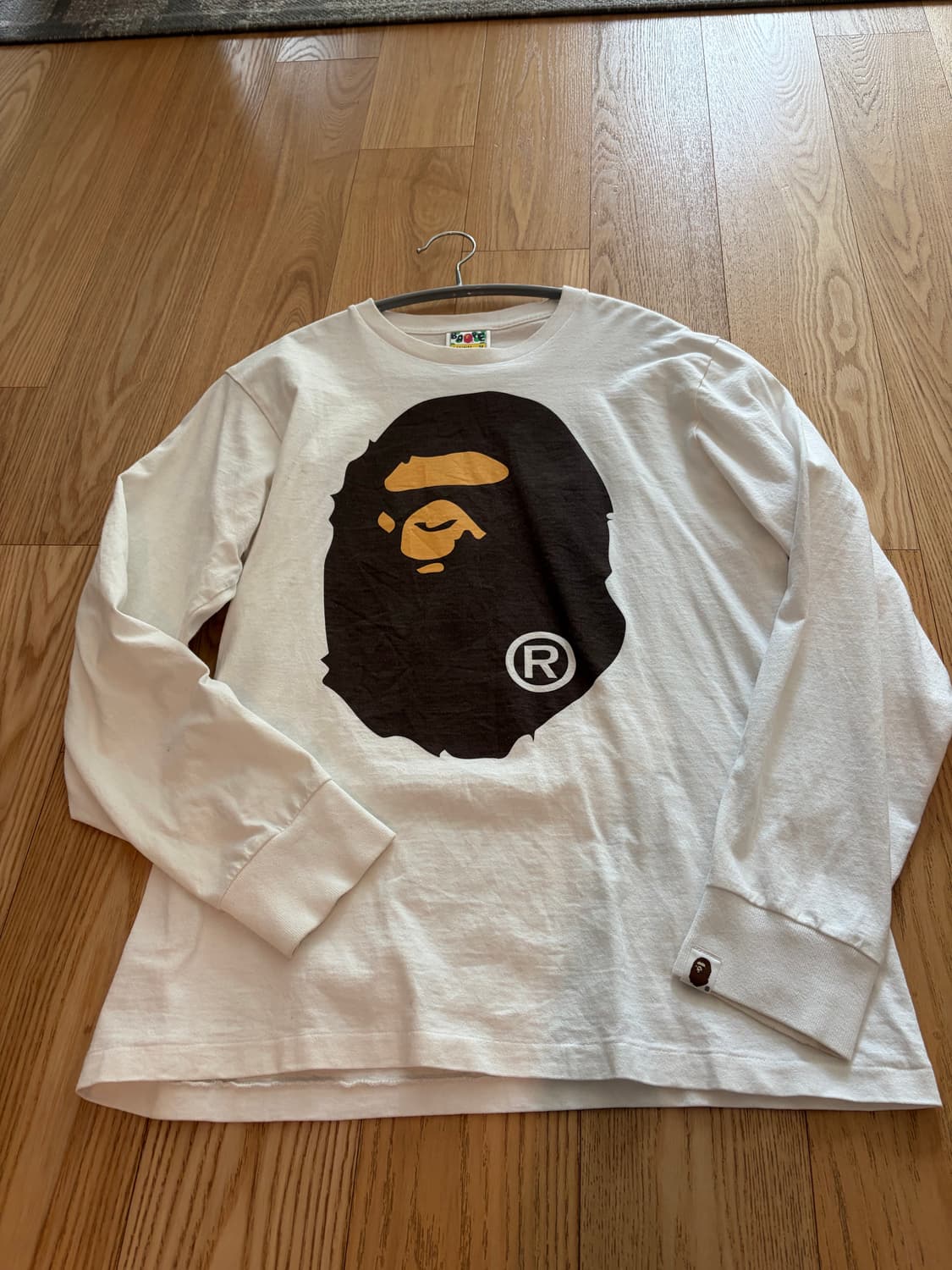 베이프 빅헤드 롱슬리브 M 상품이미지1