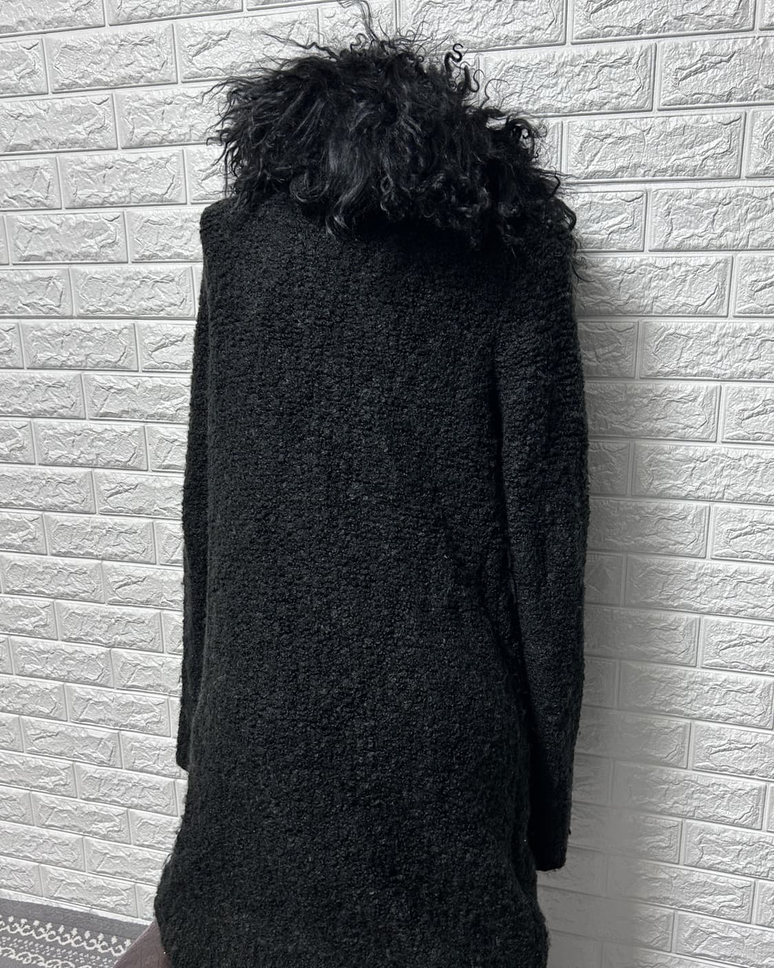 Iro 롱 드레이프 퍼 후드 가디건 상품이미지6