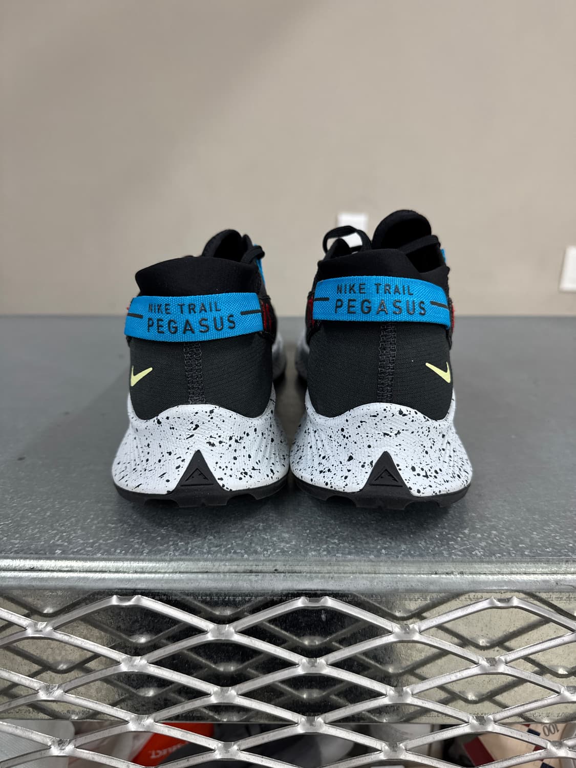 나이키 페가수스 트레일 2 275 상품이미지3