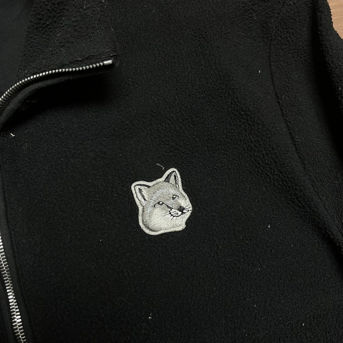 100 메종키츠네 실버폭스 플리스 한정판 자켓 상품이미지2