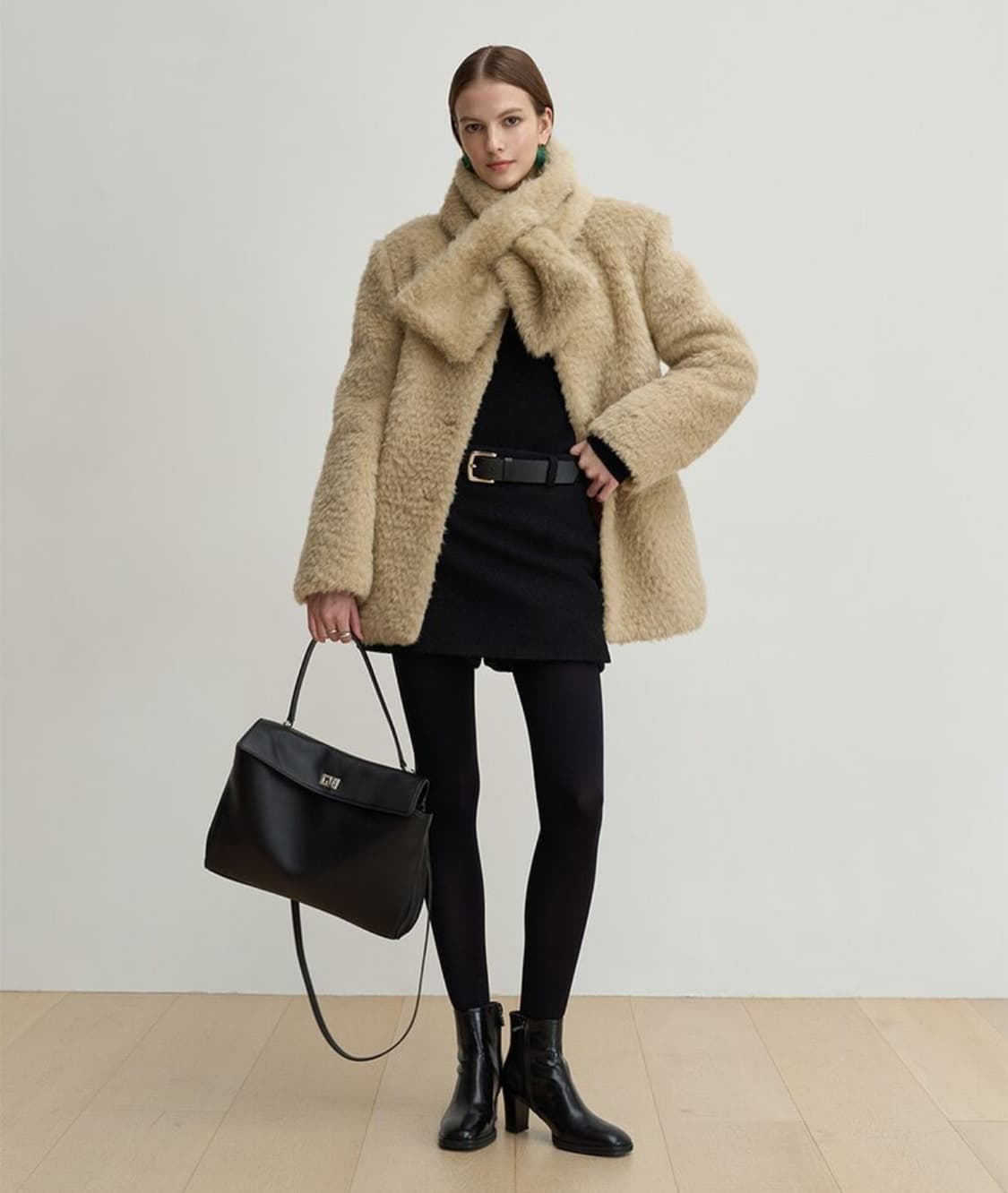 블러썸에이치컴퍼니 RAMU FUR JACKET 상품이미지2