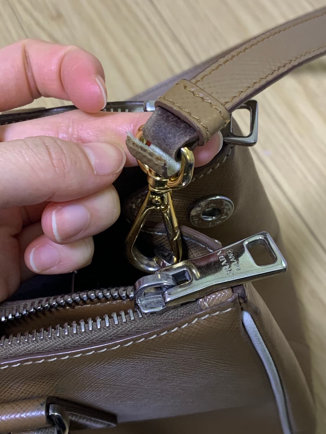 prada 프라다 사피아노 토트백 상품이미지6