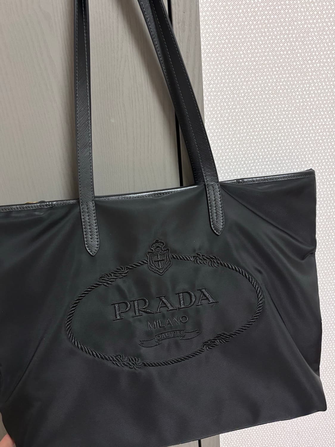 프라다 쇼퍼백 상품이미지1