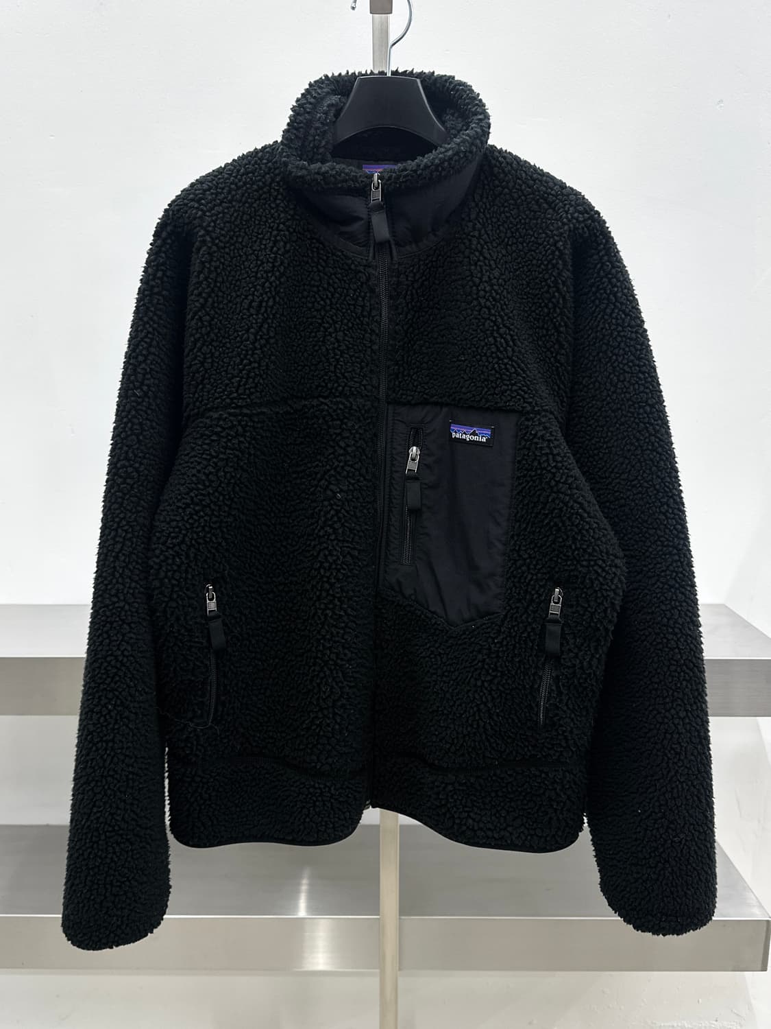 파타고니아 클래식 레트로X블랙 플리스 집업  상품이미지1