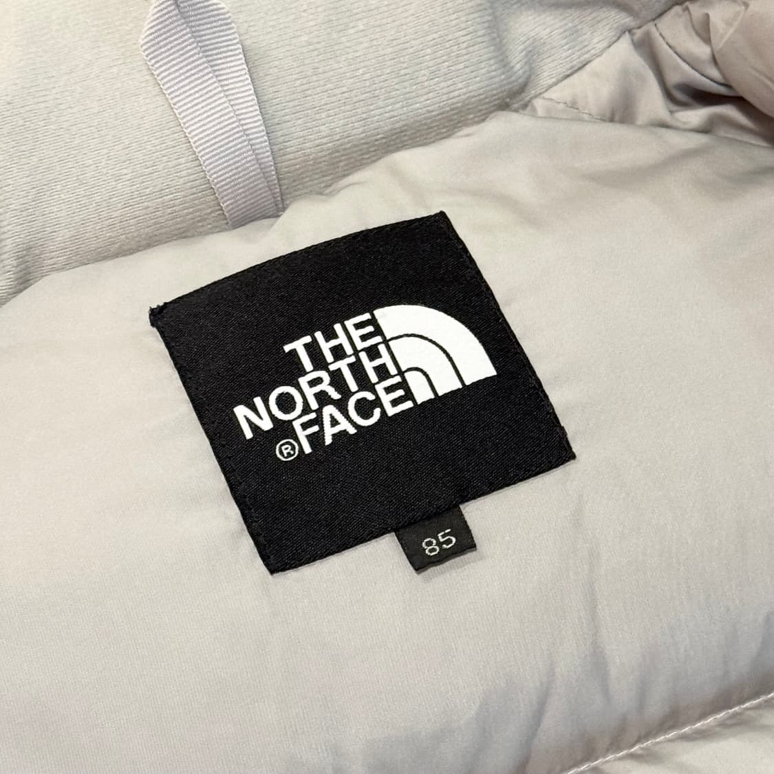 노스페이스 눕시 베스트 화이트 (M) 700 상품이미지9