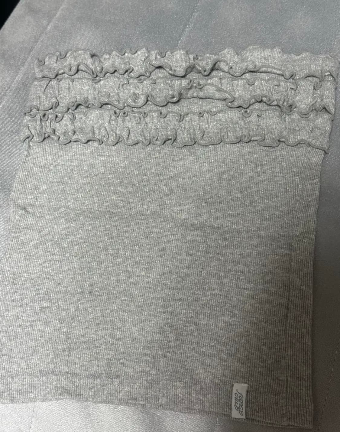 팬시클럽 FLOWER FRILL TUBE TOP (GRAY) 상품이미지5