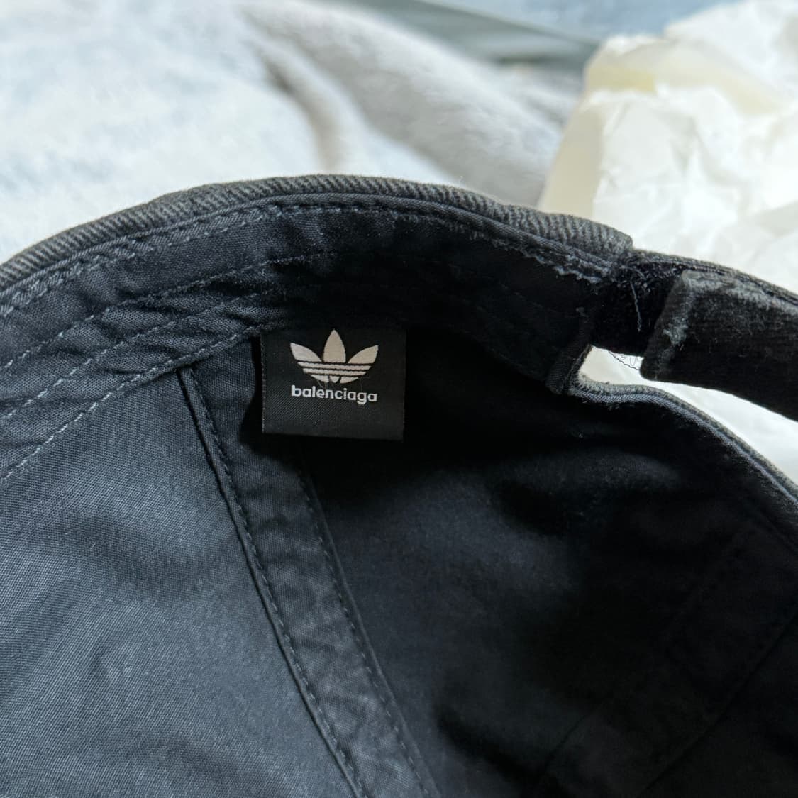 아디다스 X 발렌시아가 콜라보 볼캡 모자 상품이미지4