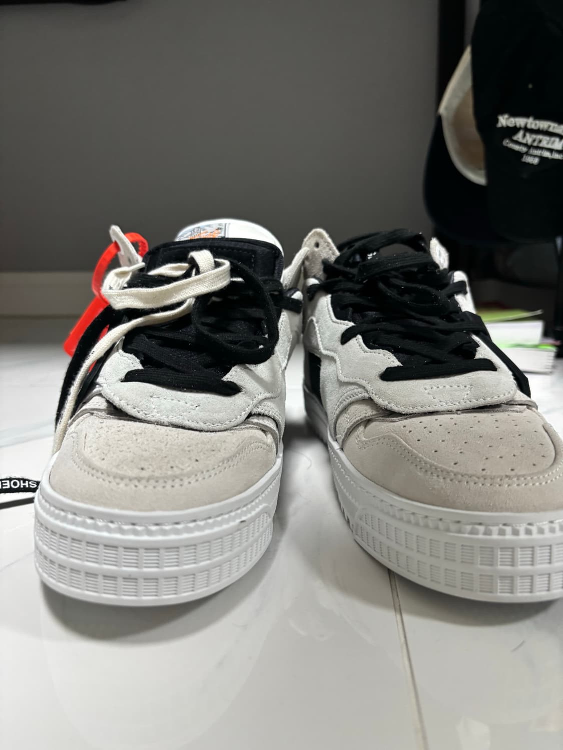Off-White Off-Court low  (250사이즈,실착0회) 상품이미지3