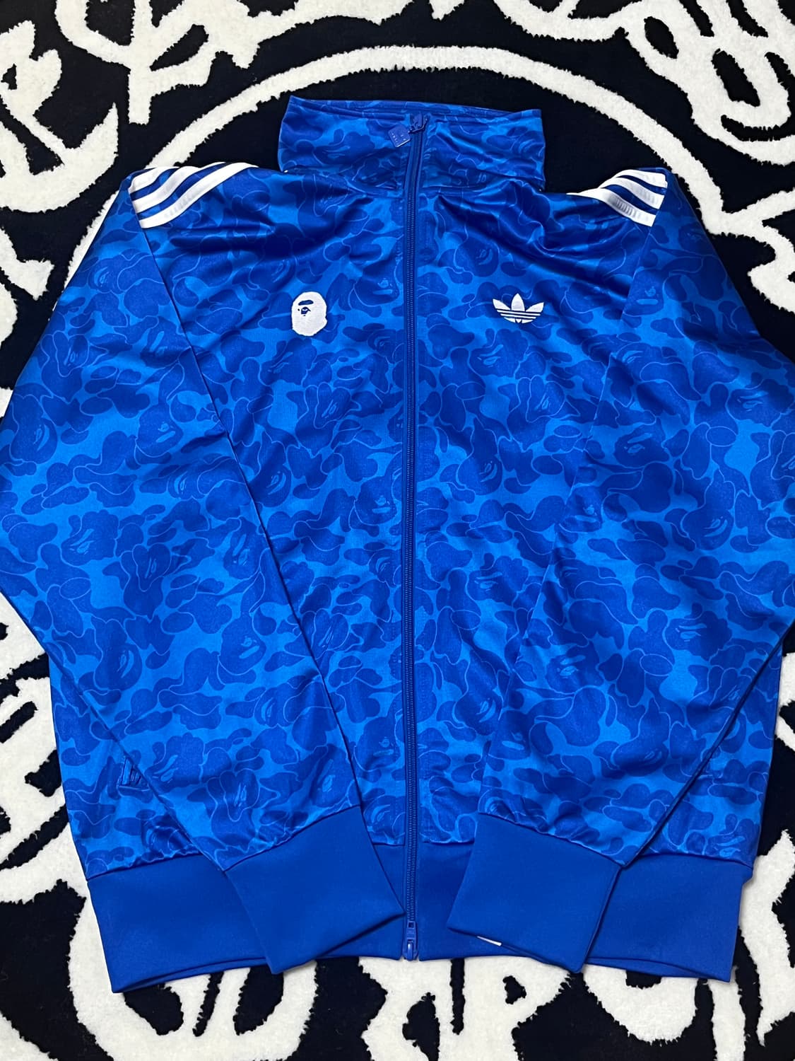 아디다스 x 베이프 올오버 프린트 트랙 탑 블루 - US 사이즈 져지 상품이미지2