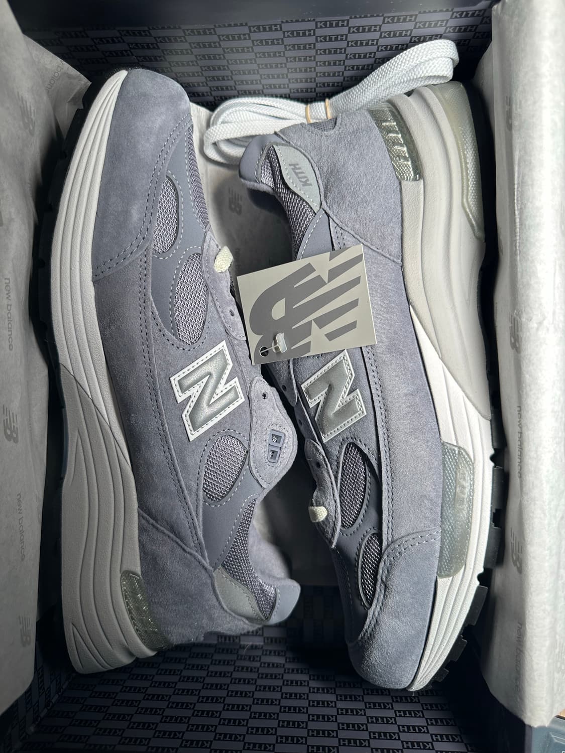 [285]kith 뉴발란스 992 그레이 상품이미지1
