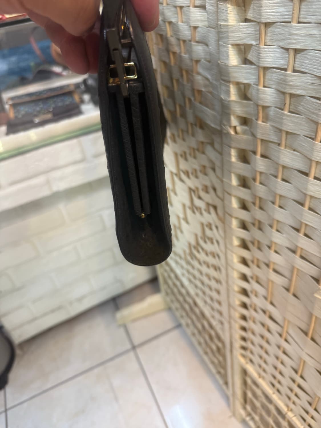 정품 디올 타조레더 빈티지 크로스백 팝니다 상품이미지3