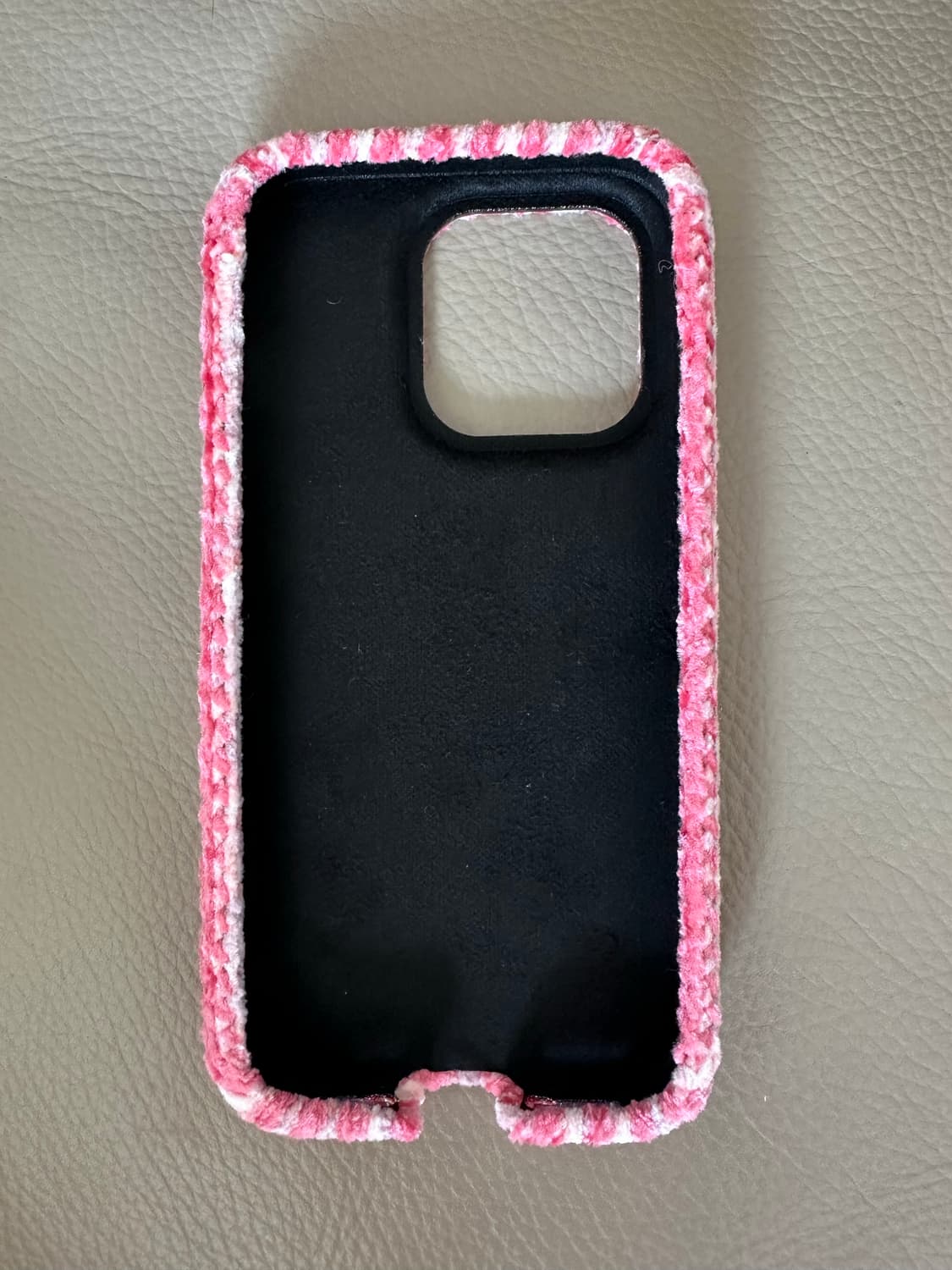 [새상품]아이폰 14프로 케이스 트위드니트 핑크하트 아이폰14PRO케이스 상품이미지3