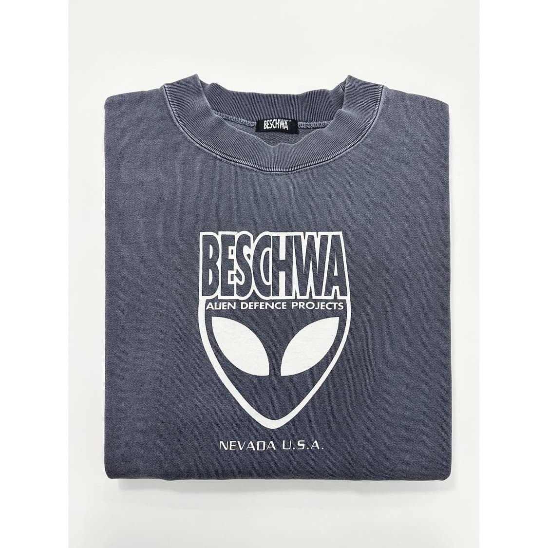 90s 빈티지 비슈아 에일리언 스웻셔츠 상품이미지2