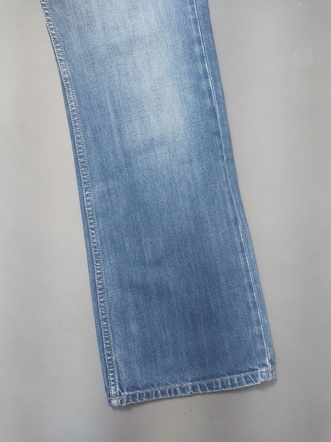 [31] 디젤 자티니 레귤러 부츠컷진 청바지 상품이미지5