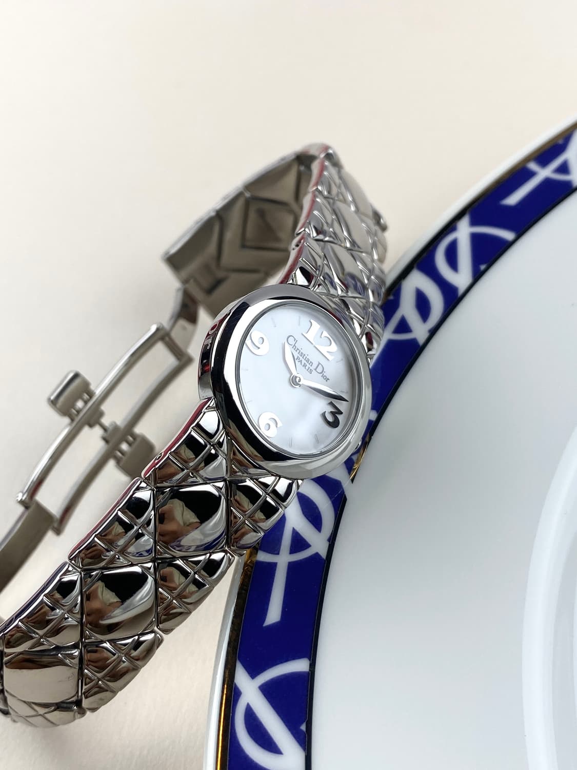 DIOR round shell dial watch  상품이미지5