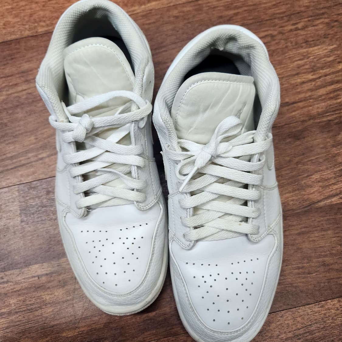 나이키 에어 조던1 로우 운동화 US9.5(275) 상품이미지1