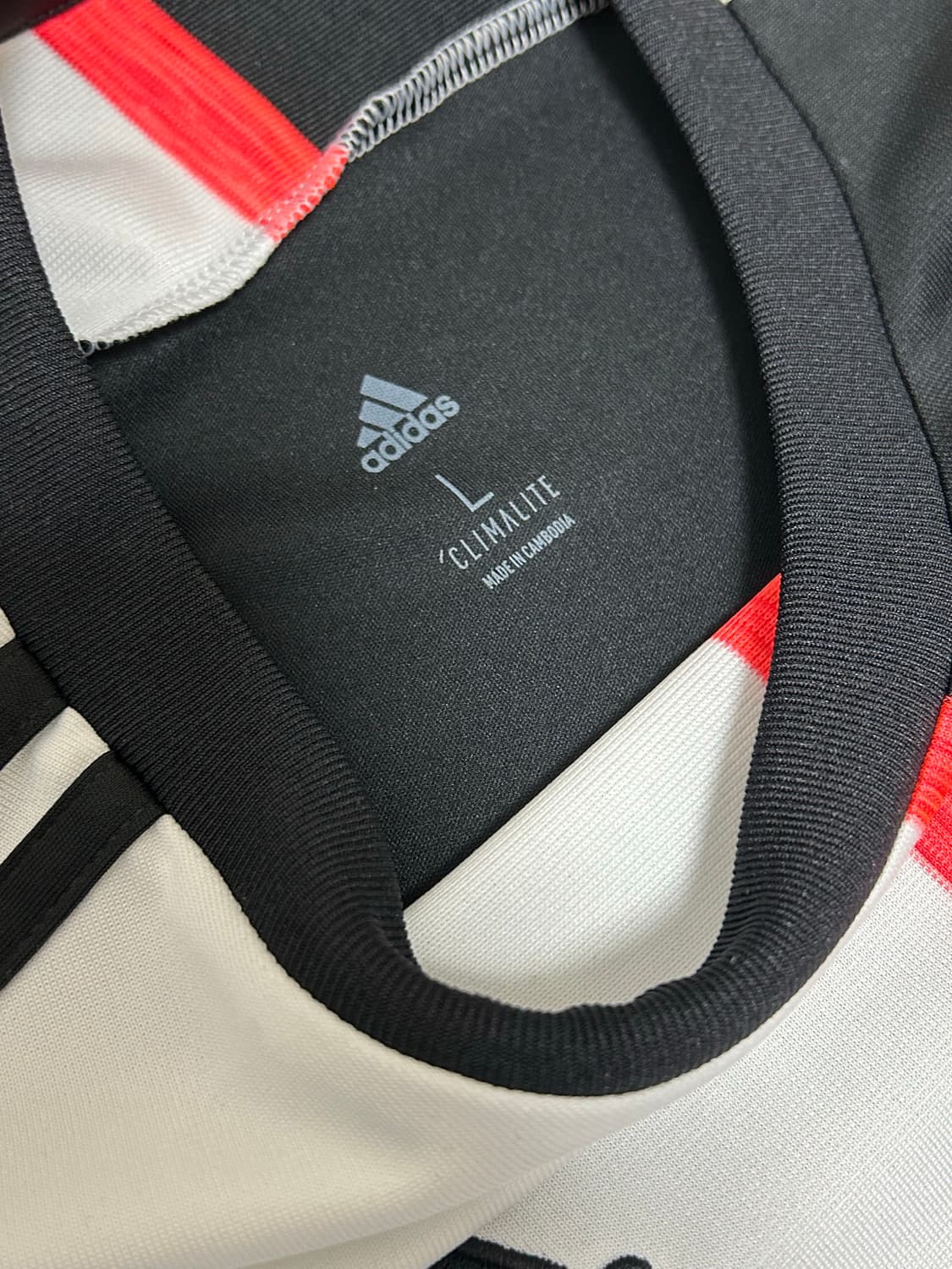 아디다스 19/20 유벤투스 홈 유니폼 져지 상품이미지4