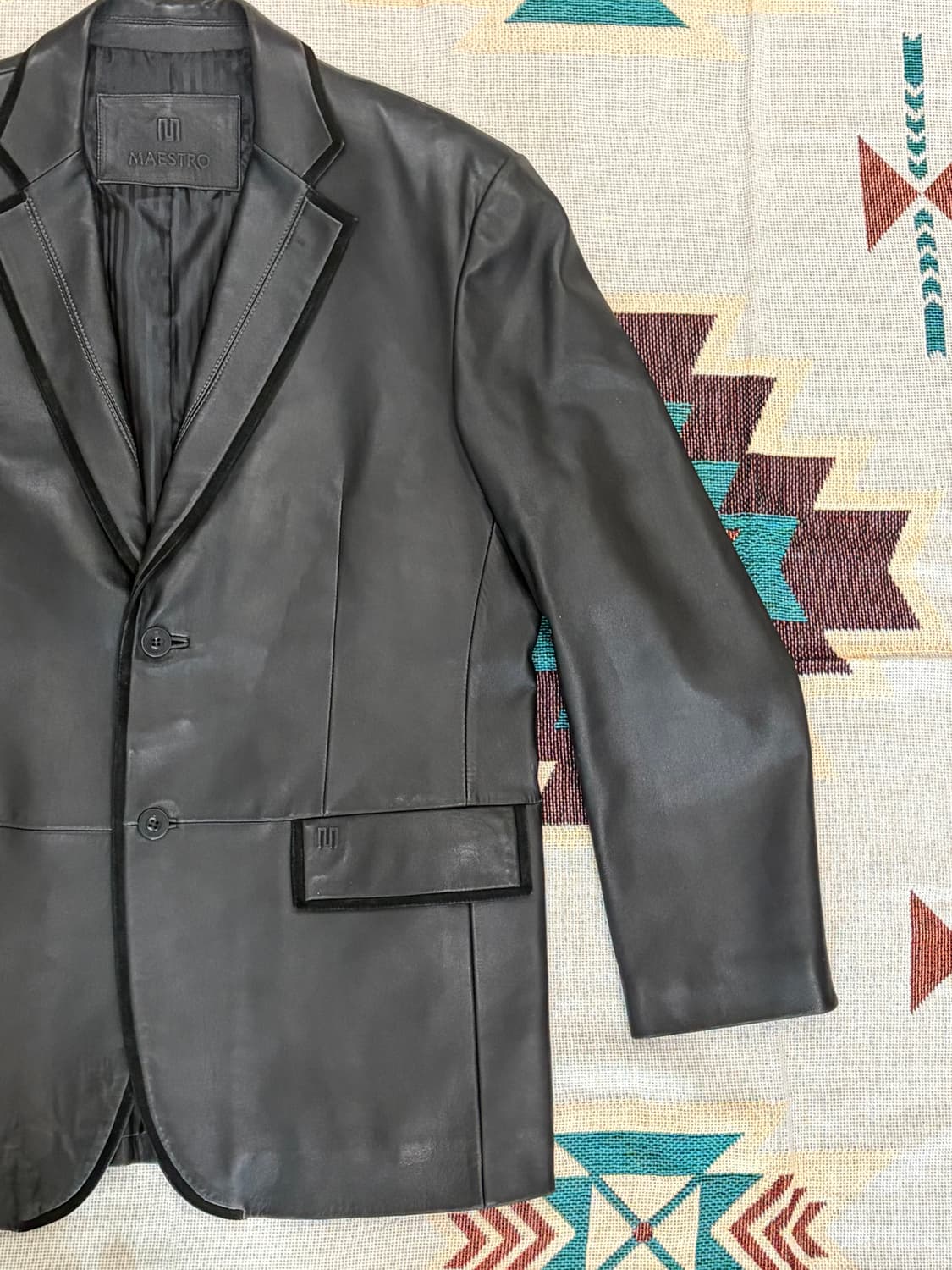 마에스트로 양가죽 클래식 2버튼 레더 블레이저 상품이미지2