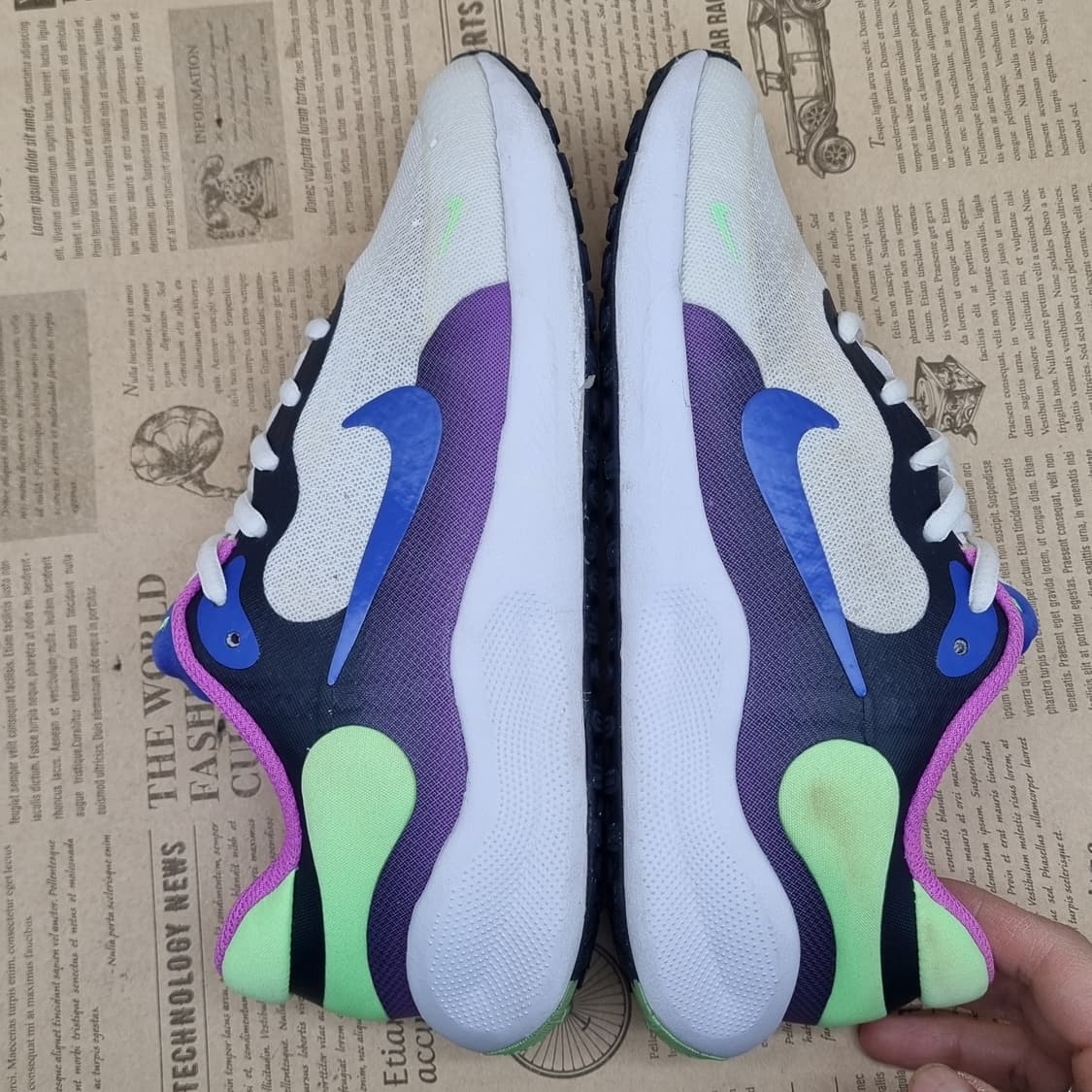 나이키 레볼루션7 아동운동화225 상품이미지5