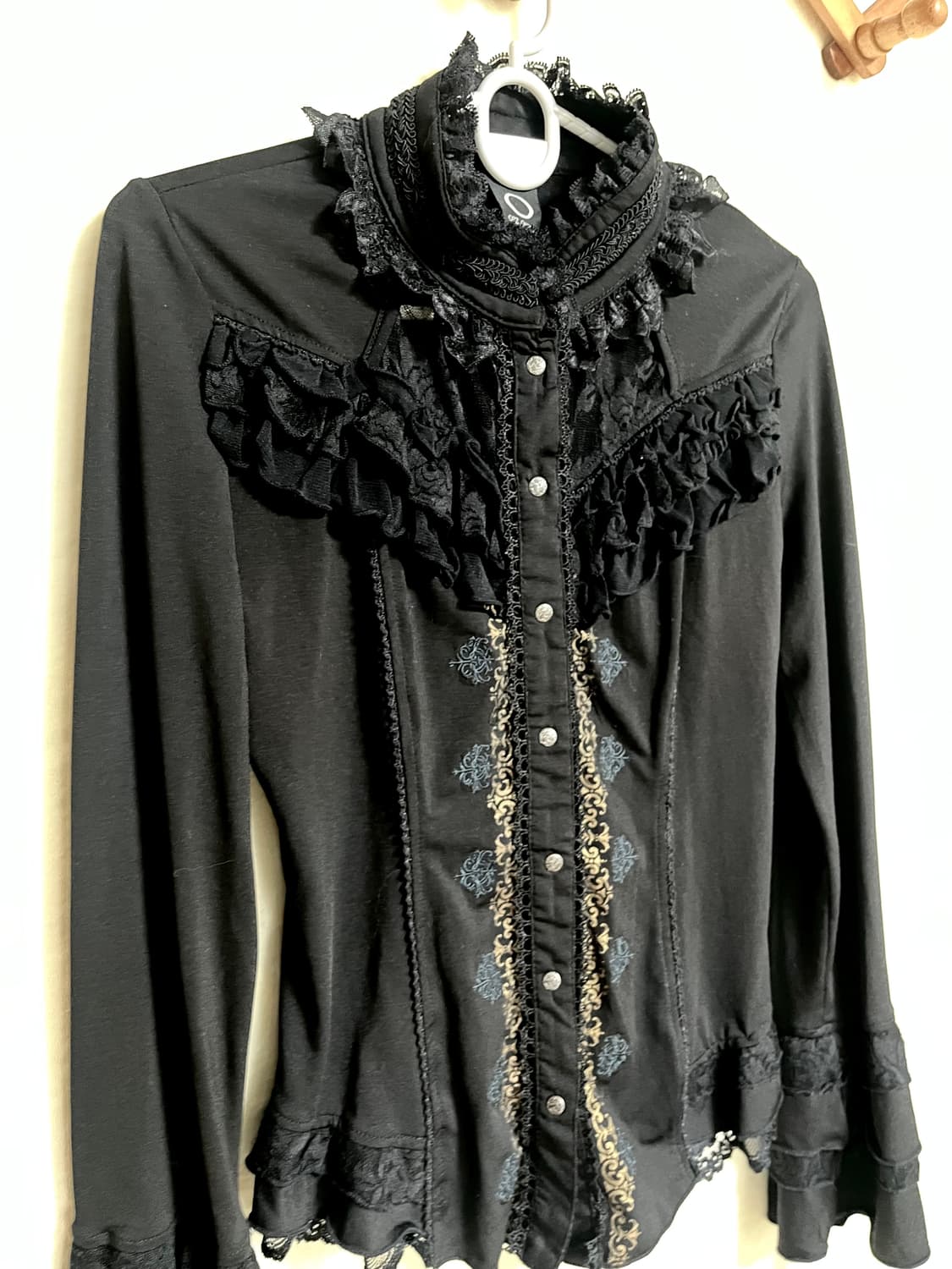 오즈온 블랙 롱슬리브리스 블라우스 상품이미지3