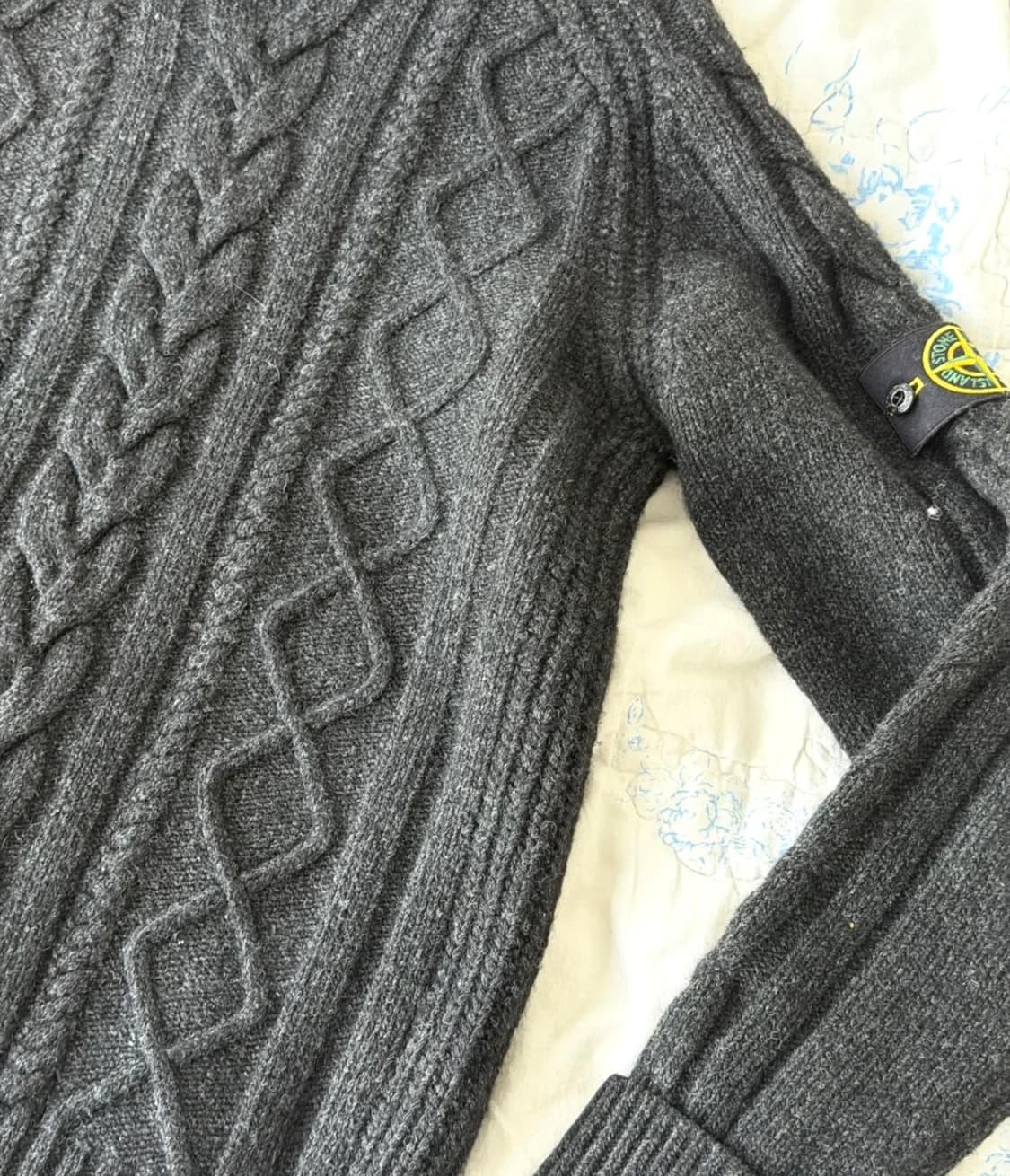 스톤아일랜드 꽈배기 니트 🩶 상품이미지3