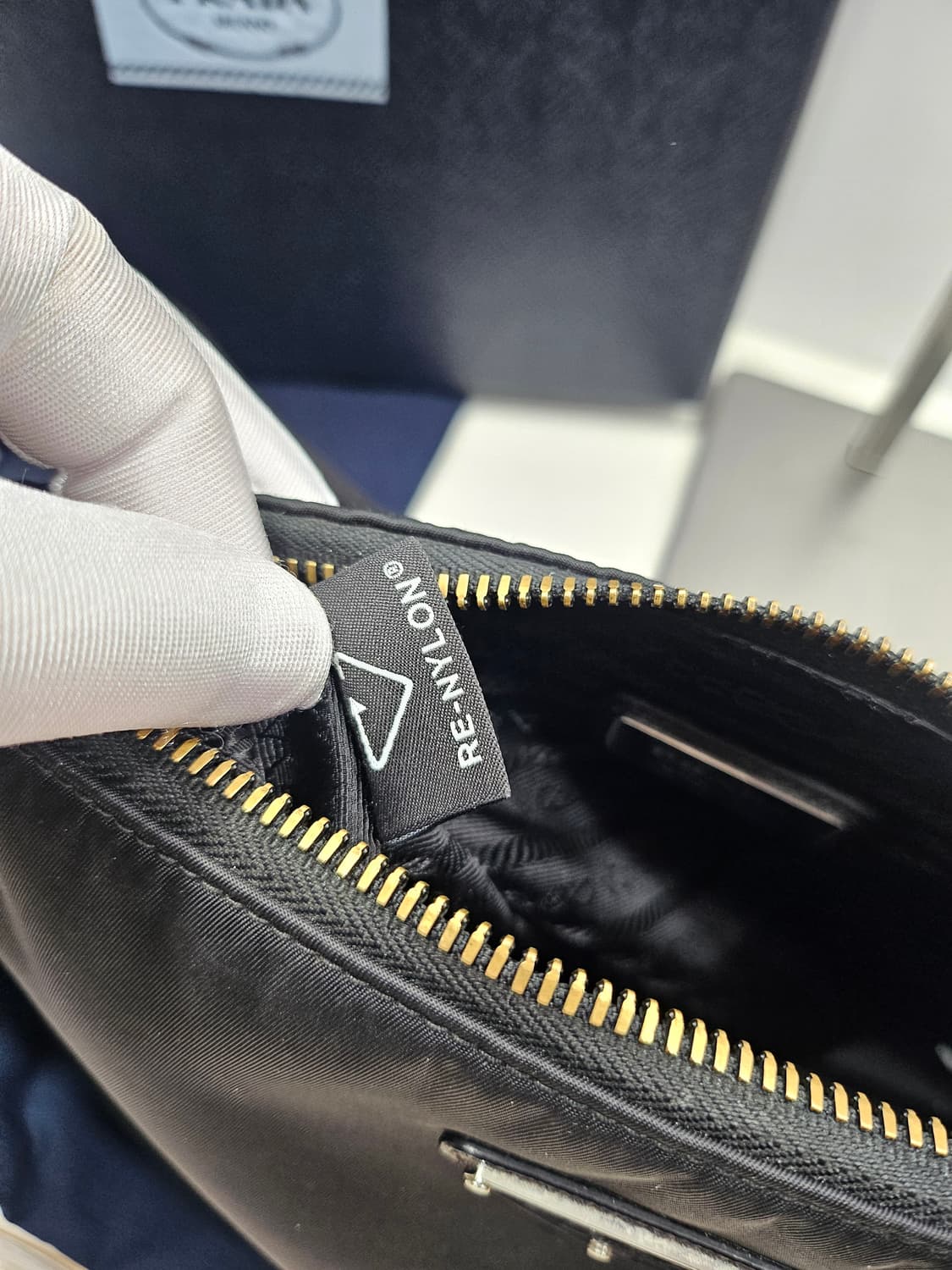 프라다 리나일론 크로스백 상품이미지5