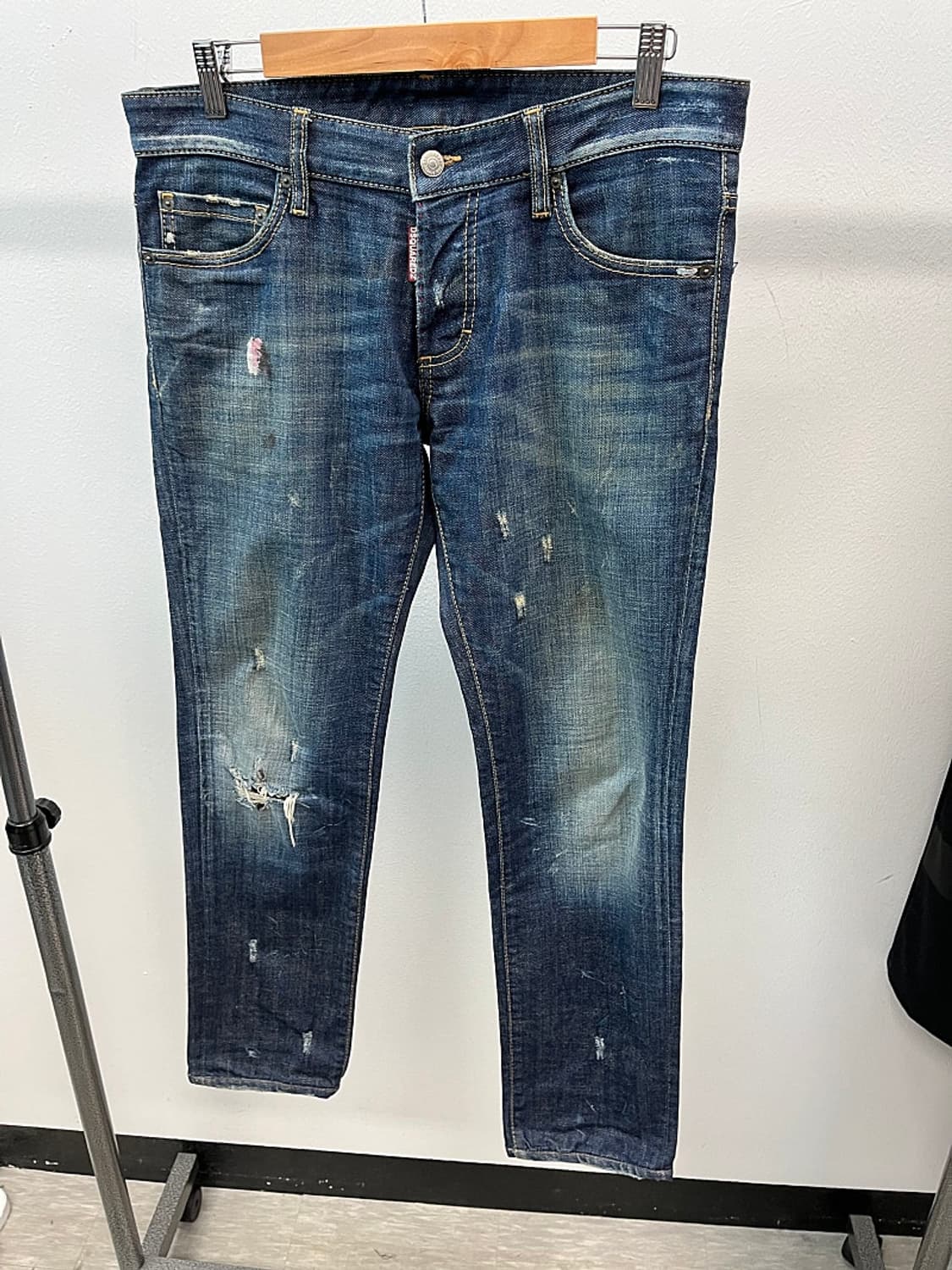 32) 디스퀘어드 지퍼 슬림진  상품이미지1