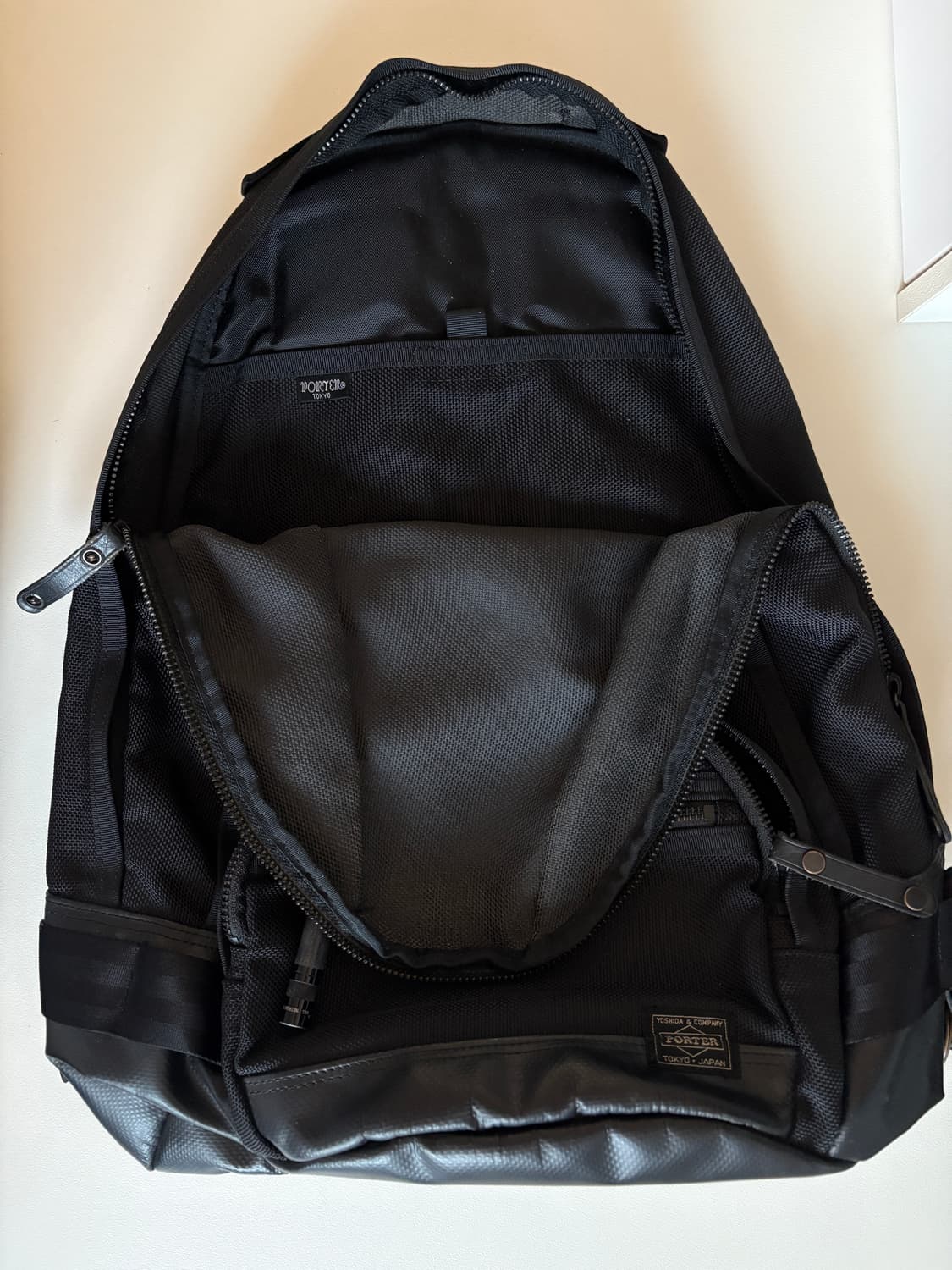 포터 히트 백팩 블랙 상품이미지3