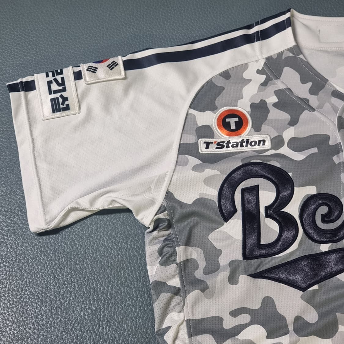 두산 베어스 어센틱 밀리터리 유니폼 100 정수빈 상품이미지2