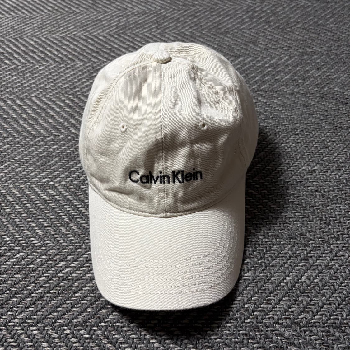 캘빈클라인 볼캡 아이보리 CK 로고(OS) 상품이미지1