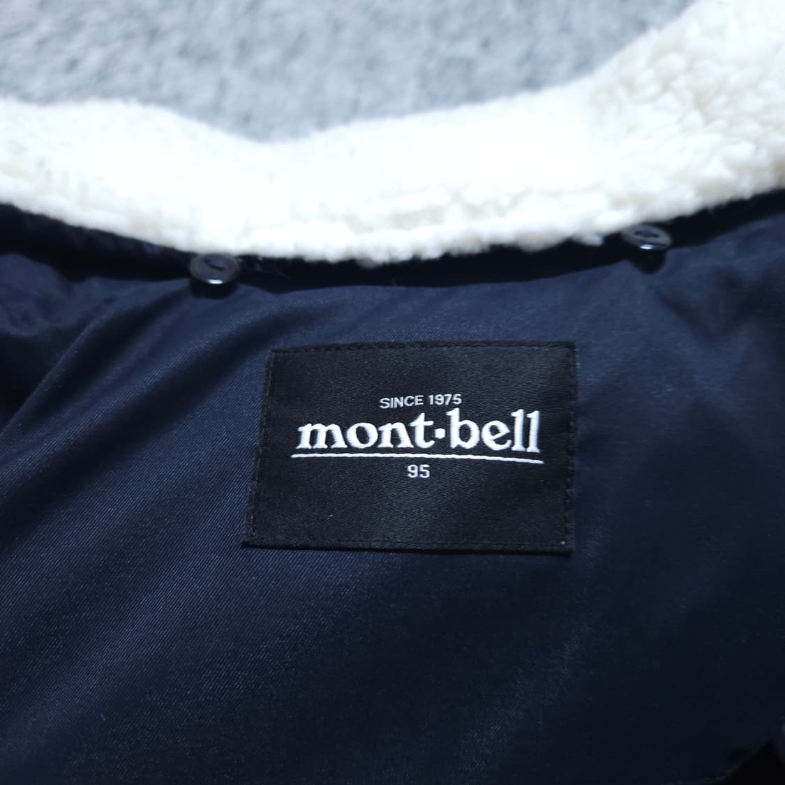 몽벨)95 여자 방수방풍 투웨이카라 푸퍼패딩 / 왕눈이샵 상품이미지9