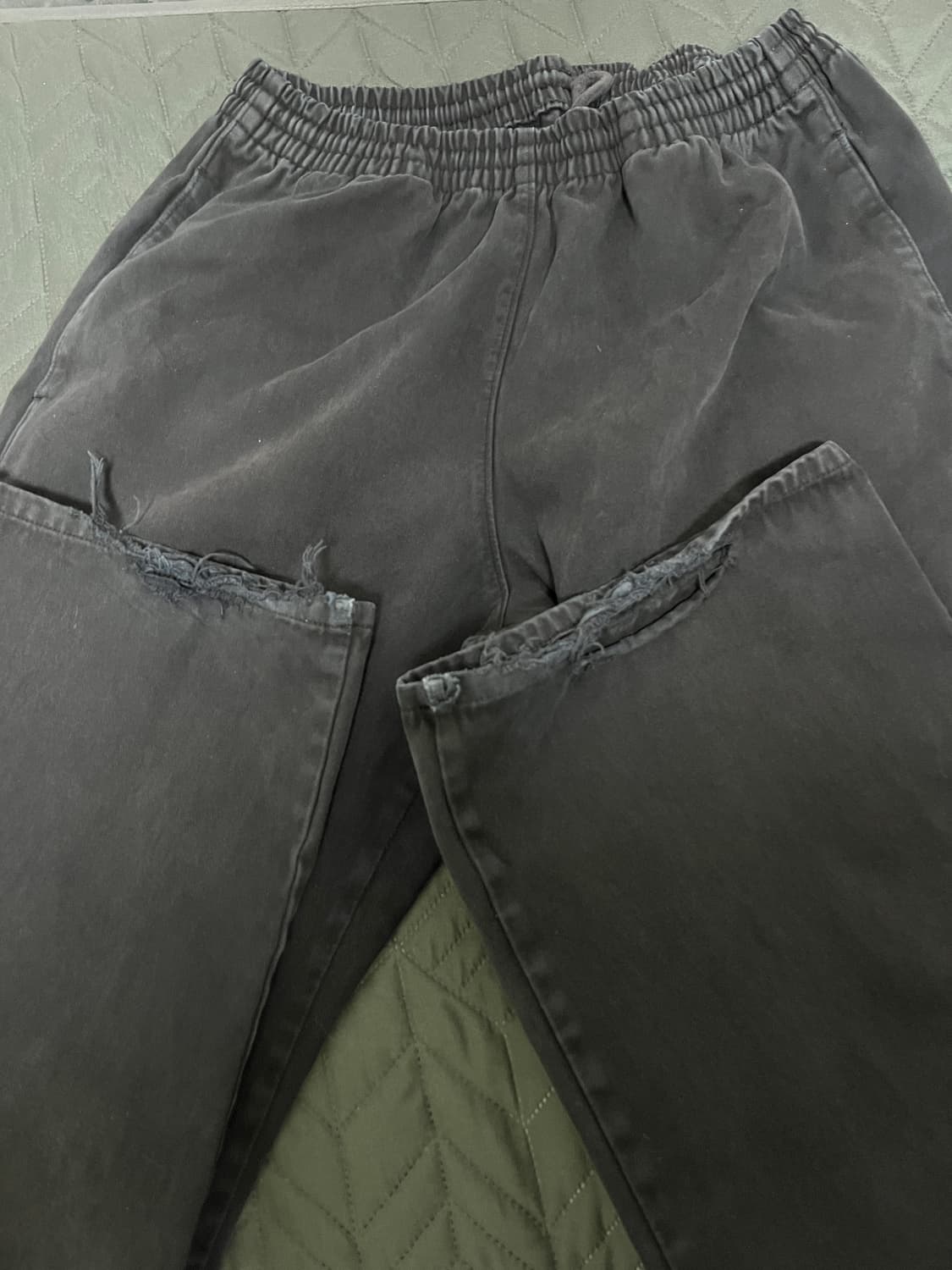 이지갭 메인라인 사틴카고 블랙 M 중고 상품이미지2