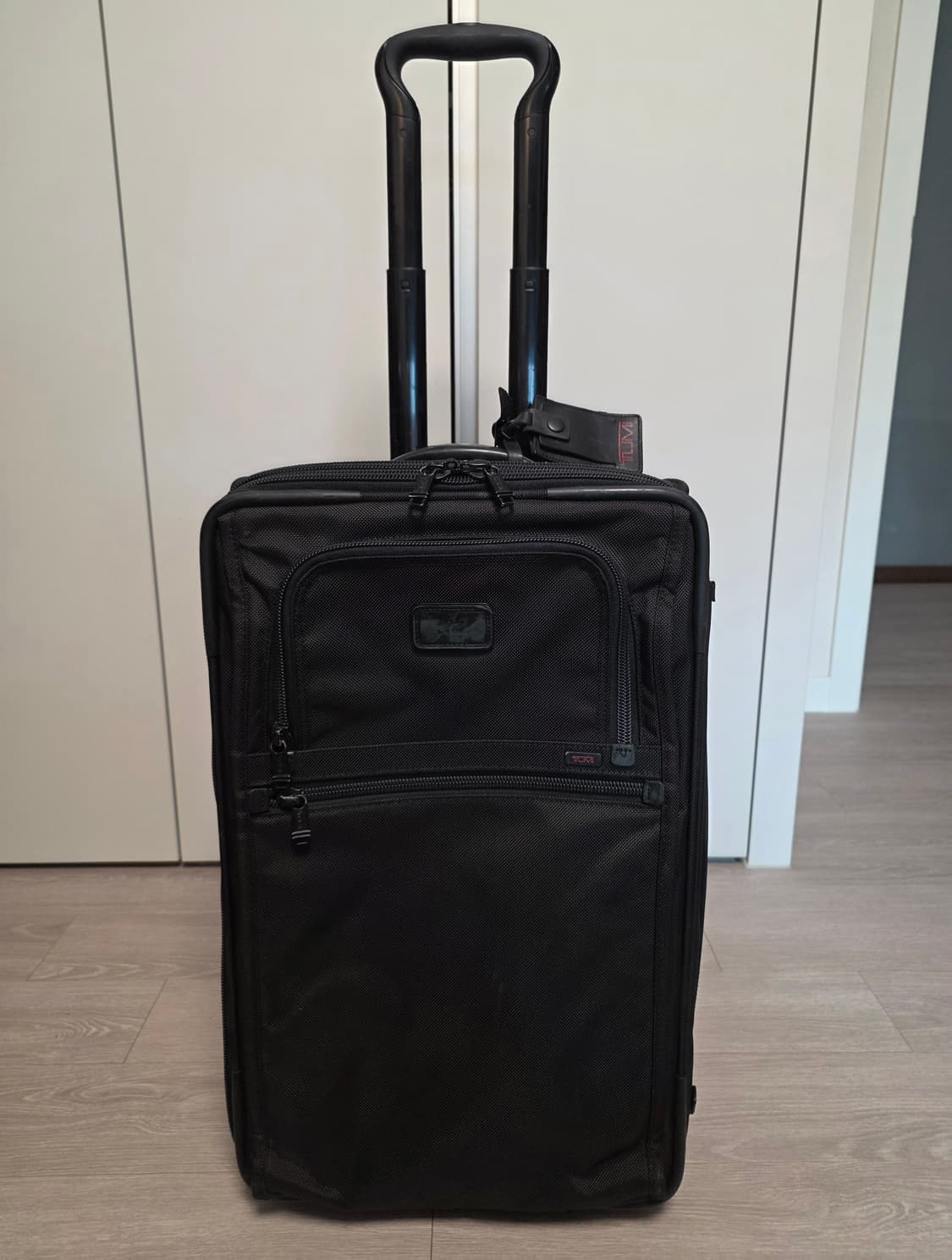 투미 2휠 확장형 캐리어 (정품# 22922DH)

 상품이미지1