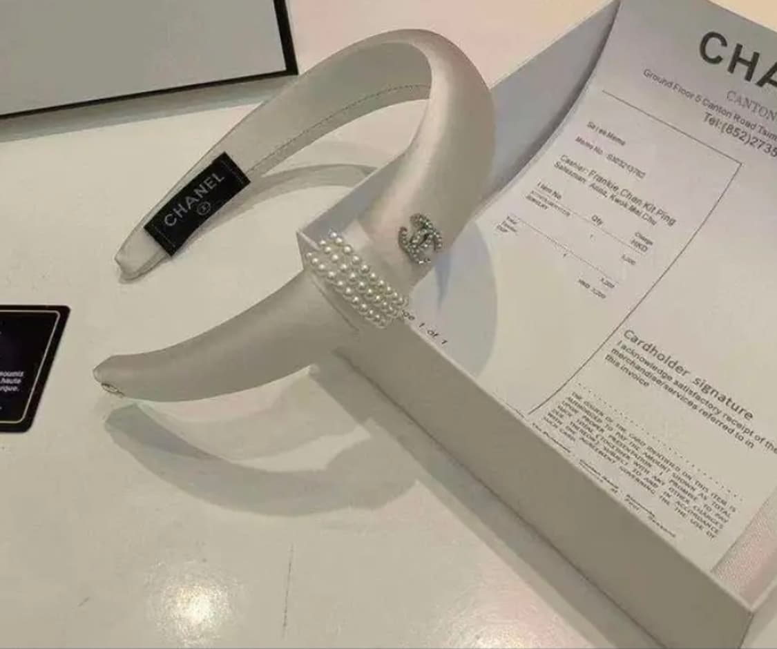 샤넬 실크 진주 머리띠 상품이미지1