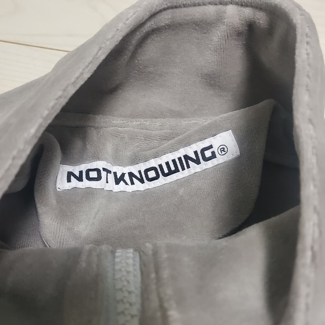 낫노잉 Not knowing 아이브 장원영 벨루아 리본  트랙탑 상품이미지10