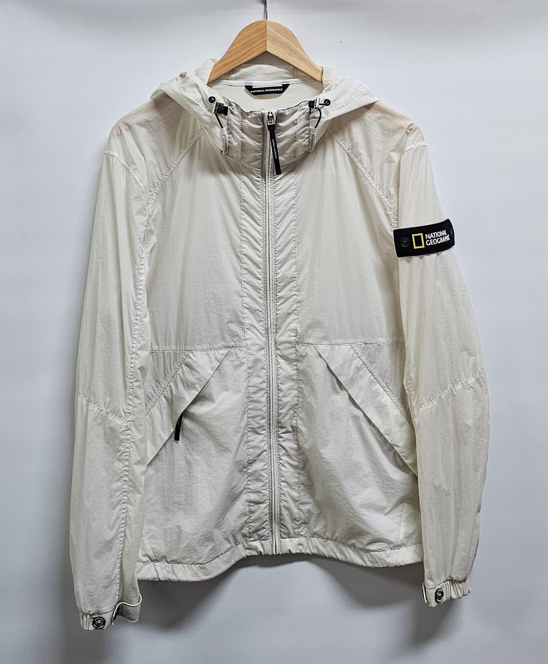 내셔널지오그래픽 후드 바람막이 M 상품이미지1