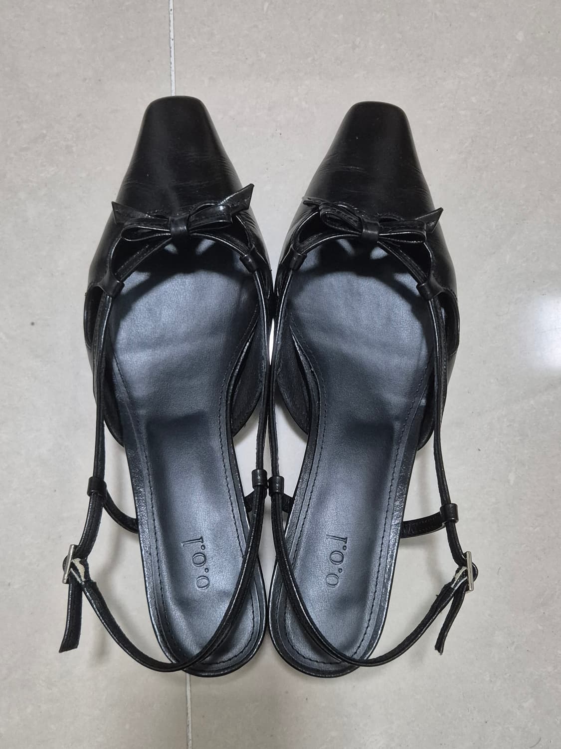 아웃오브레이블 리본 슬링백 블랙 250 상품이미지2