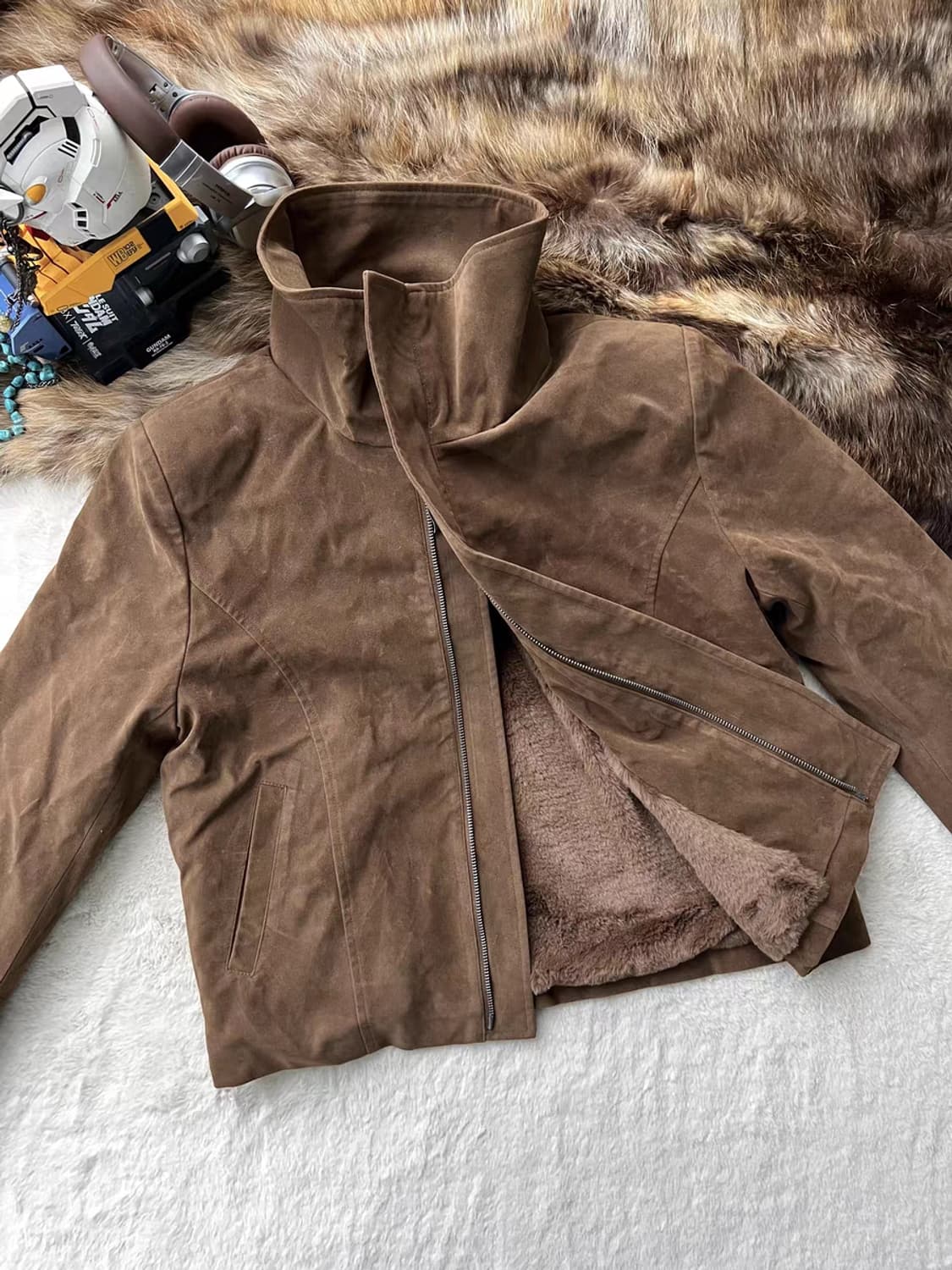 HYPEYOURSELF 자수 스웨이드 밍크 자켓 상품이미지5