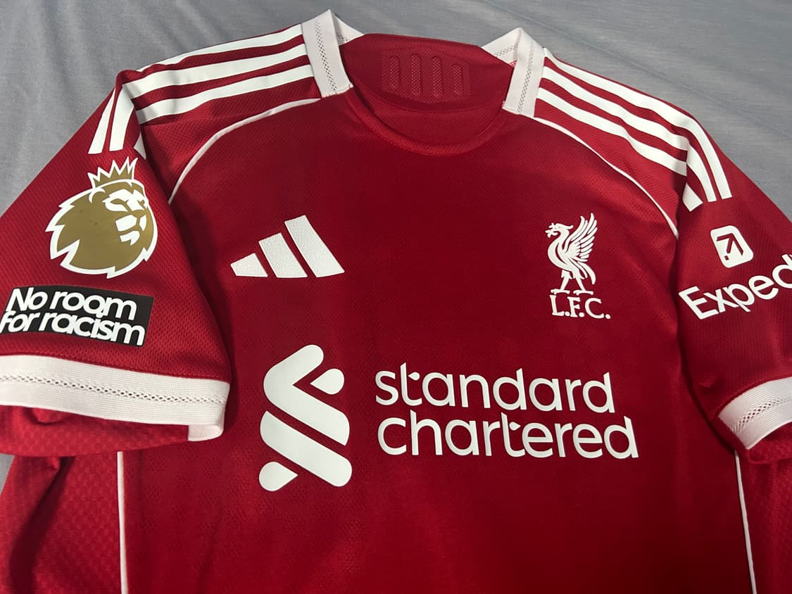 25/26 리버풀 홈 어센틱 유니폼 상품이미지2