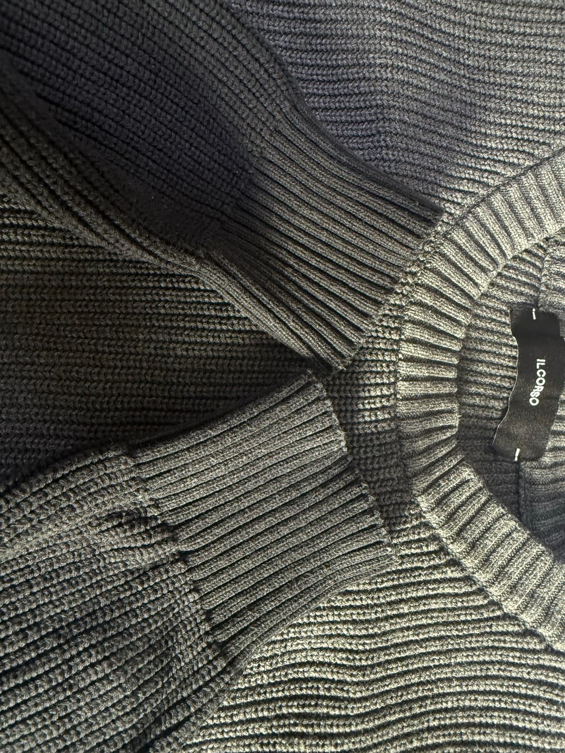 일꼬르소 니트 105사이즈 상품이미지3