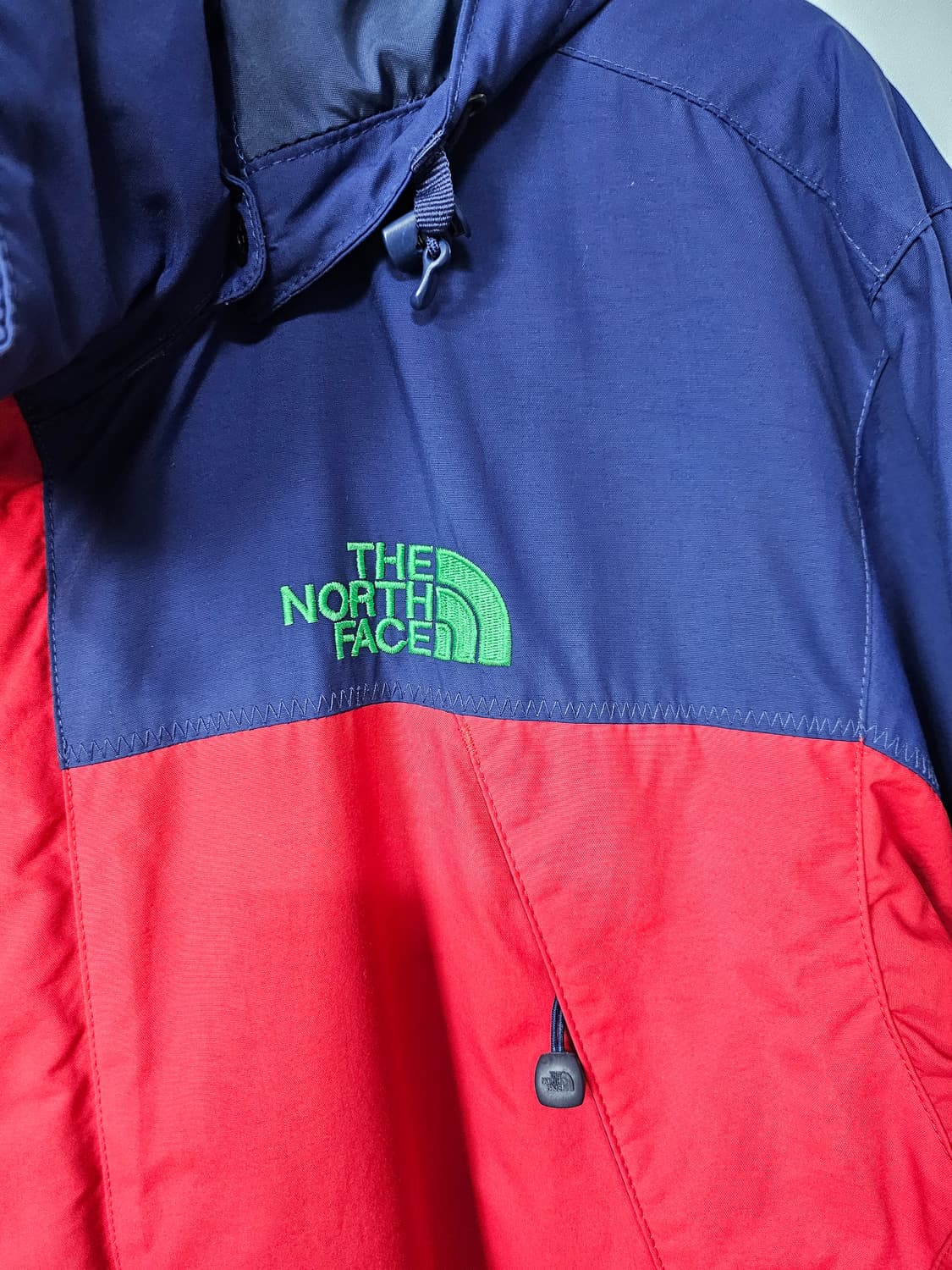 노스페이스 바람막이 (남성용 95사이즈) 상품이미지3