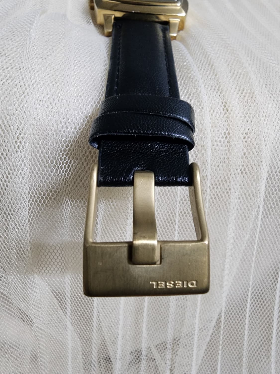 디젤 골드 프레임 손목시계 공용 상품이미지10