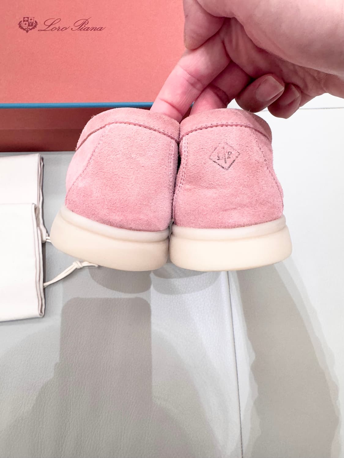 로로피아나 여성 썸머참스워크 상품이미지7