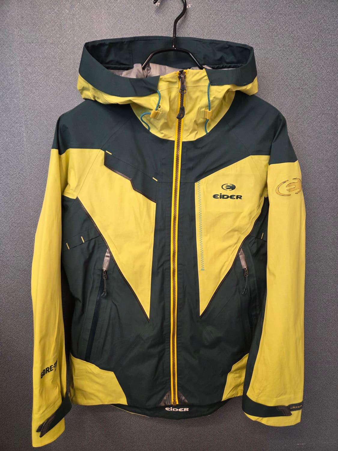 아이더 고어텍스점퍼 (봄.가을용) 상품이미지1